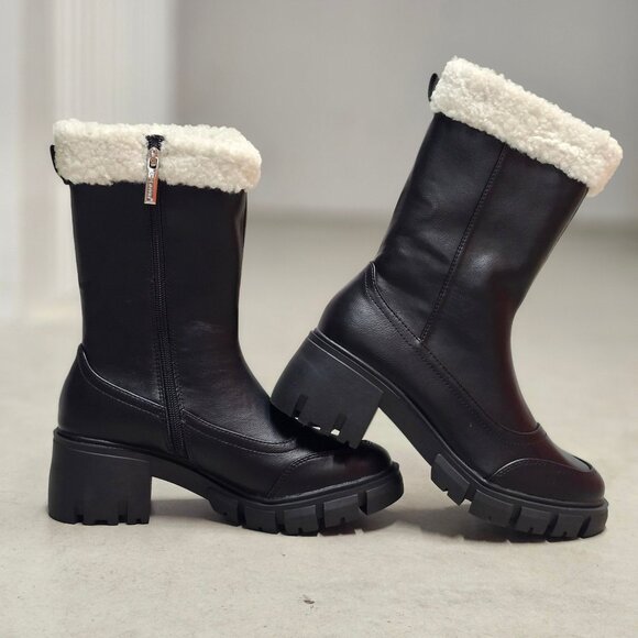 Shoes - Black Winter Boots With Faux Fur Trim & Chunky Sole - Womens Mid-Calf Style With